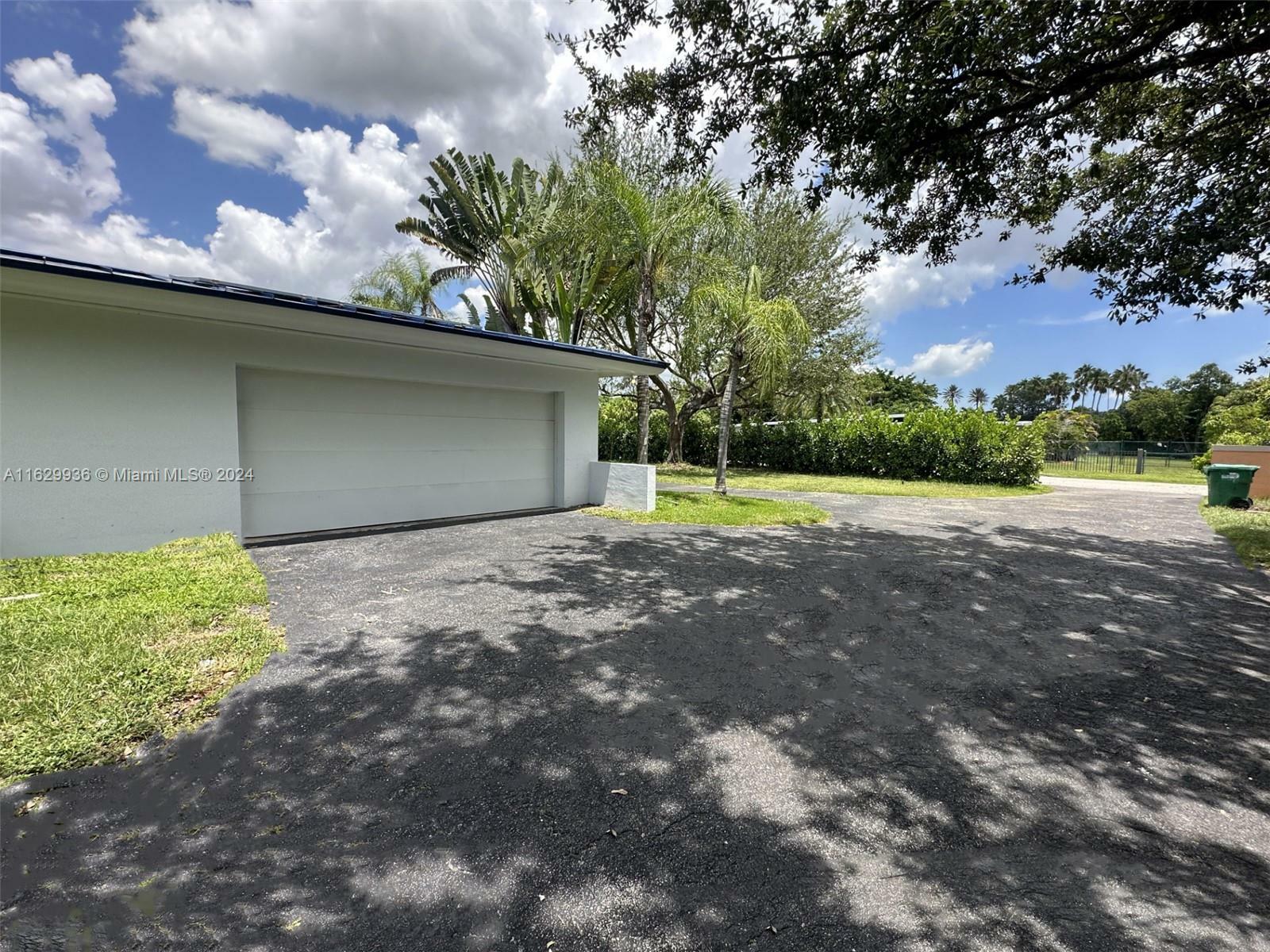 Property Photo:  7150 SW 77th Pl  FL 33143 