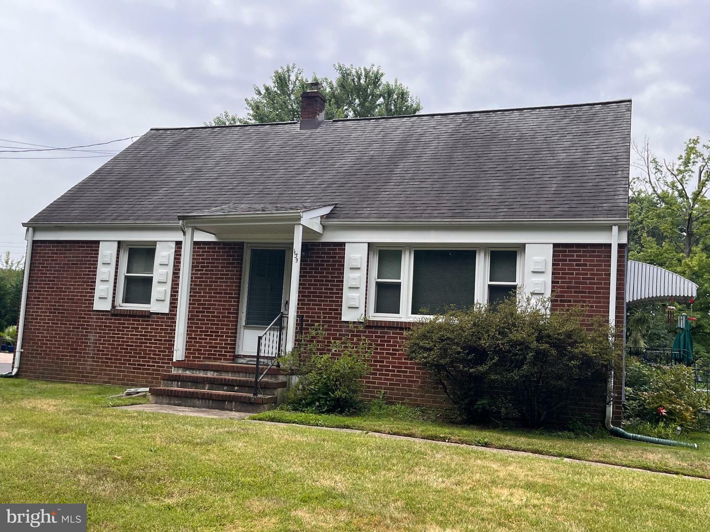 Property Photo:  1139 Hughes Drive  NJ 08690 