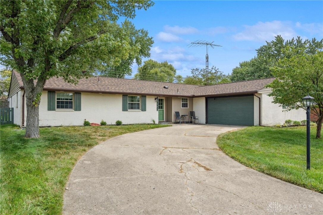 Property Photo:  6640 Templehurst Place  OH 45322 