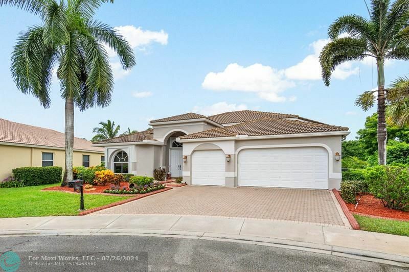 Property Photo:  3787 Oak Ridge Cir  FL 33331 