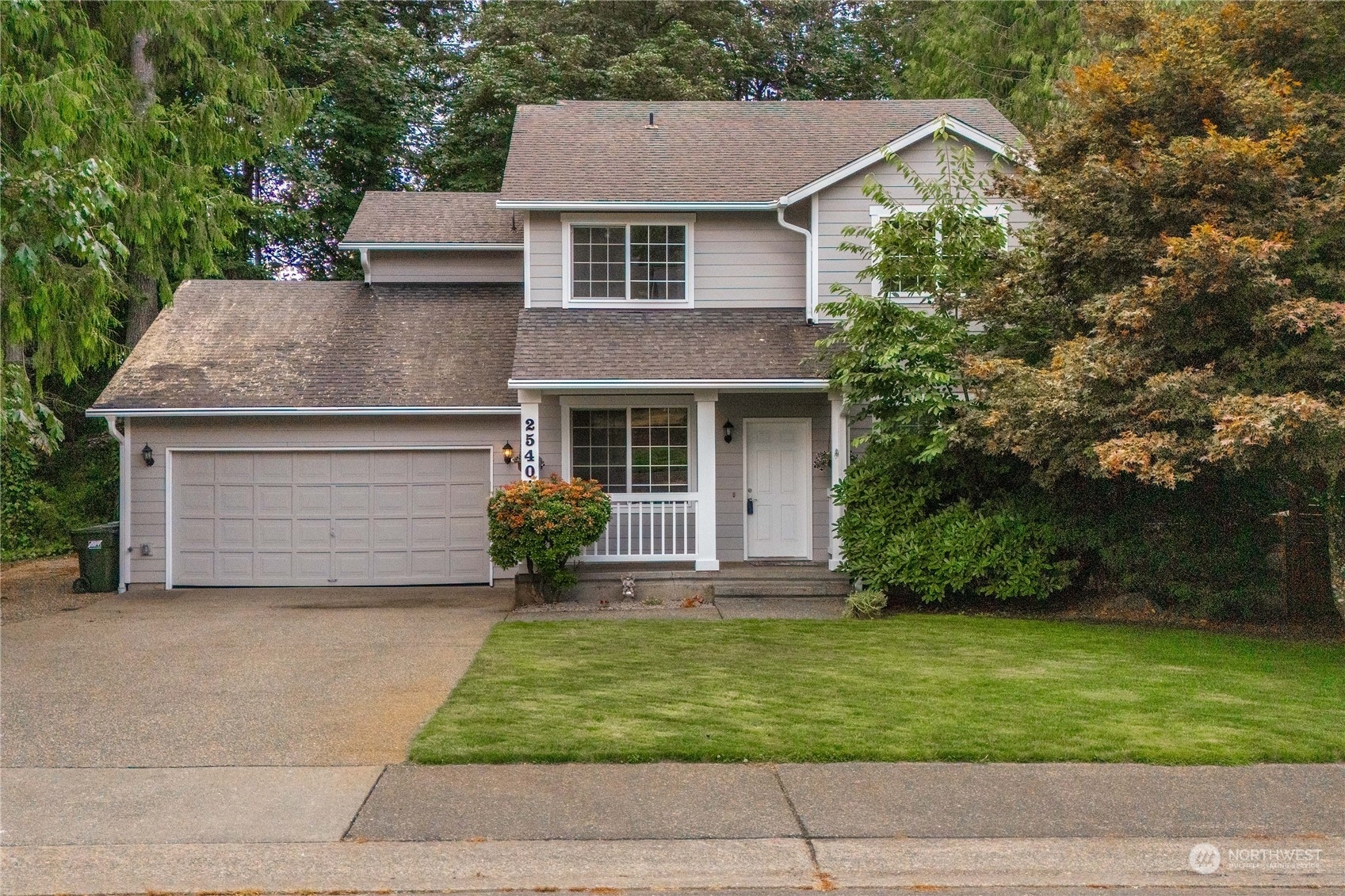 Property Photo:  25401 Kanasket Drive  WA 98010 