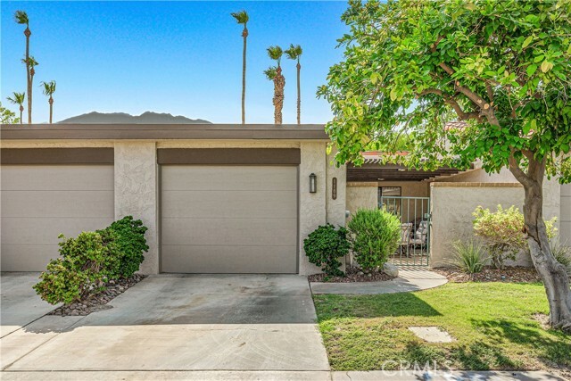 Property Photo:  1189 Trofeo Circle  CA 92262 