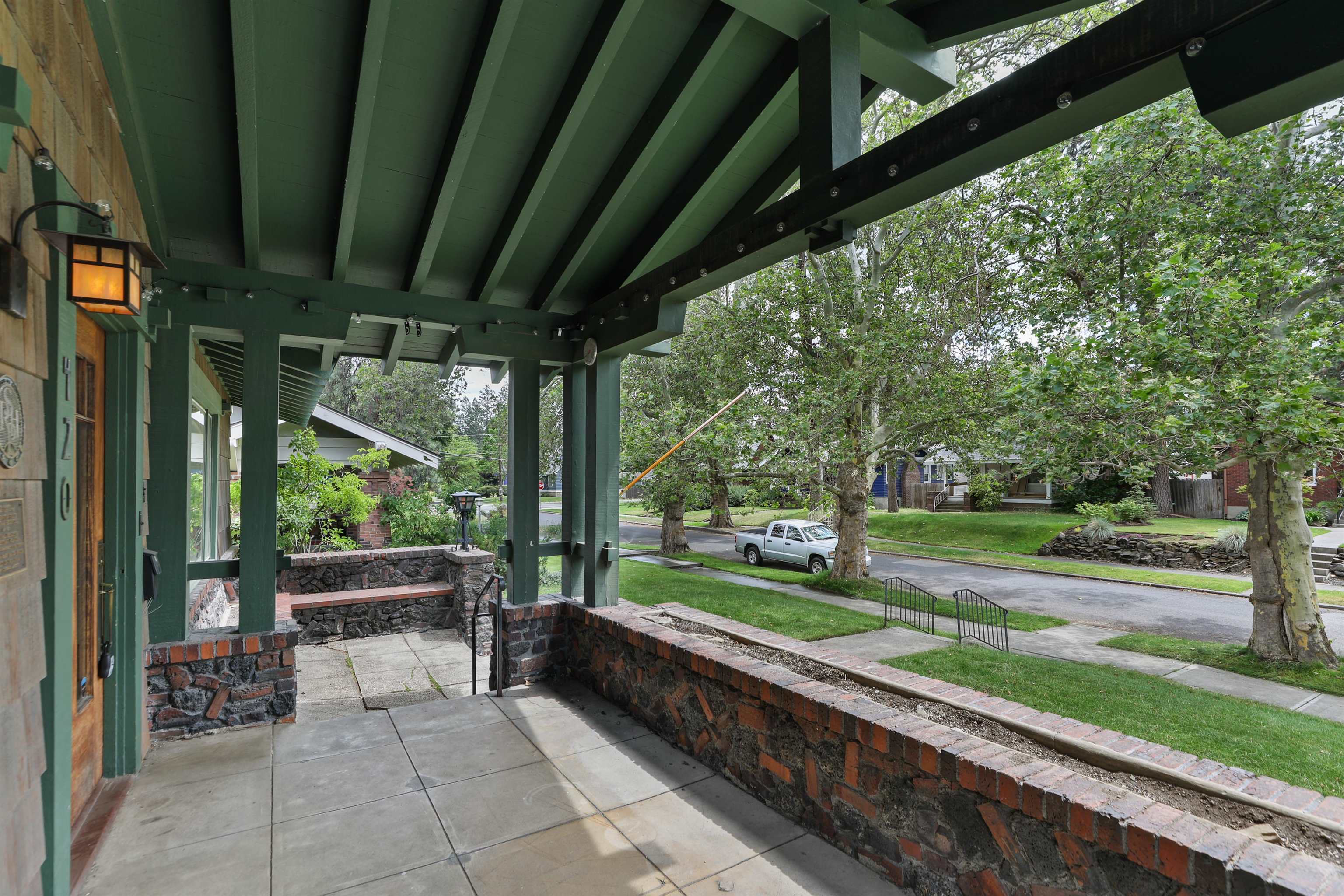 Property Photo:  420 W 22nd Ave  WA 99203 