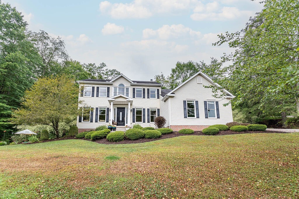 Property Photo:  198 Deer Lake Trail  PA 15421 