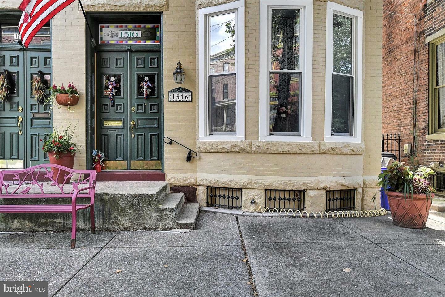 Property Photo:  1516 Green Street  PA 17102 