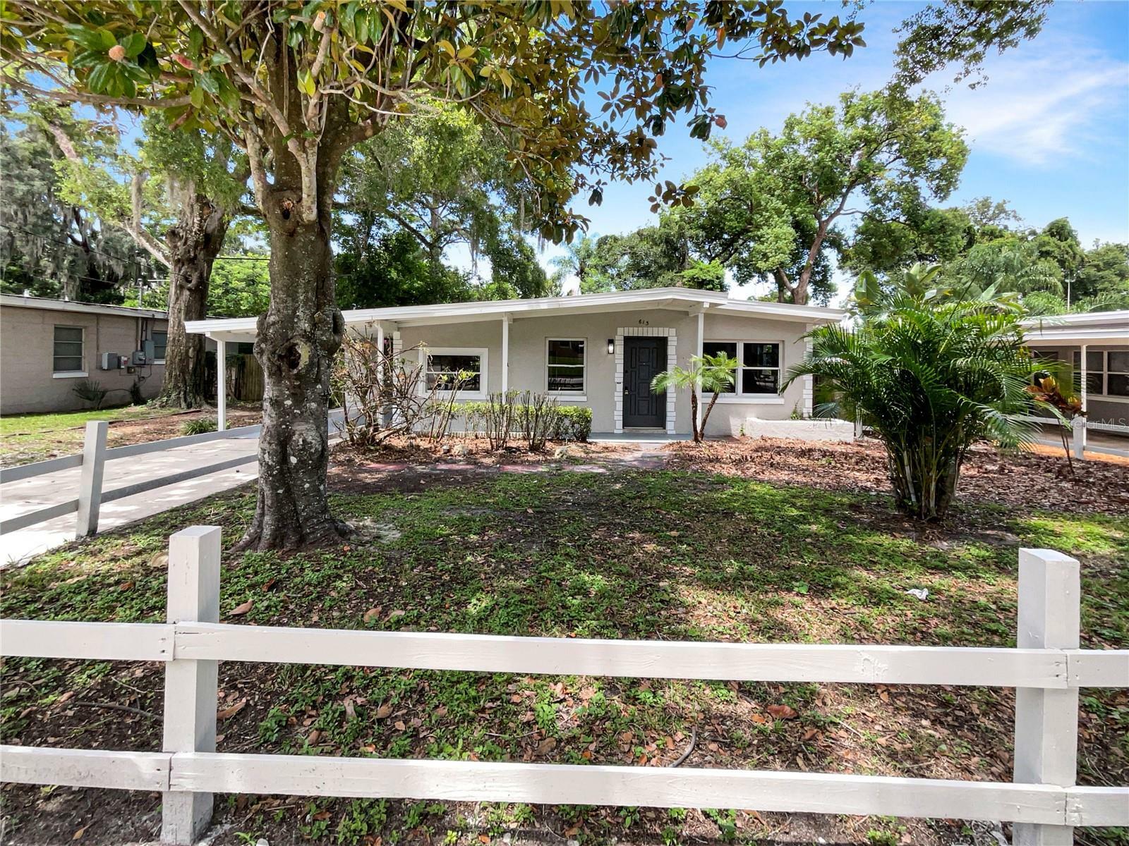 Property Photo:  613 Alpine Street  FL 32701 