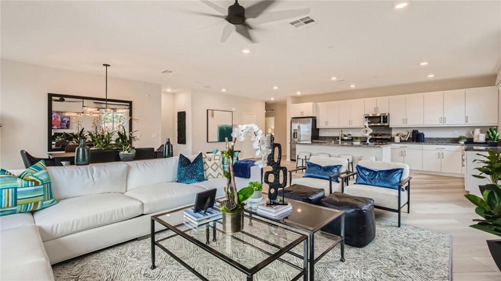 Property Photo: 27305 Cades Cove Street CA 92585
