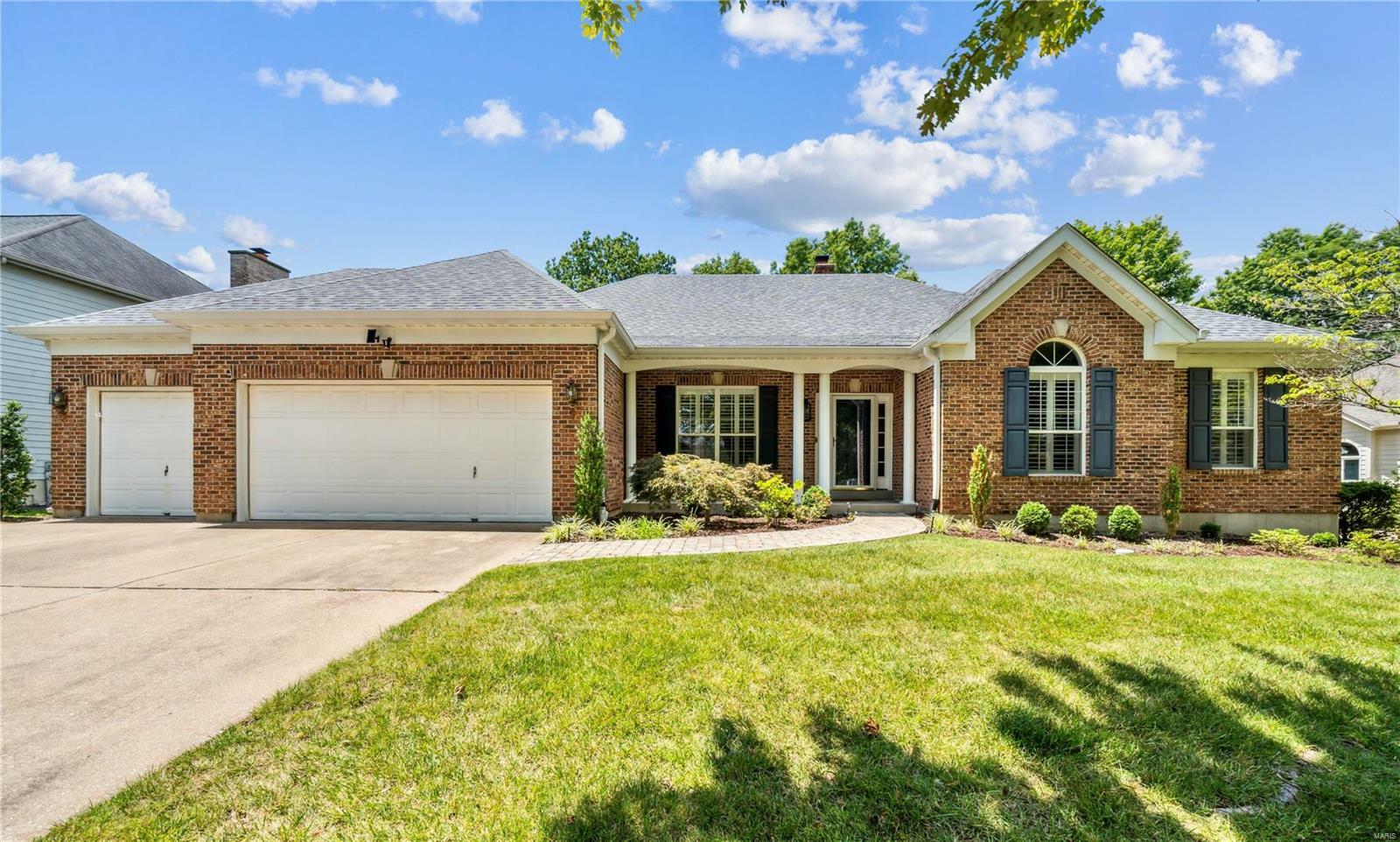 Property Photo:  1247 Somerset Field Drive  MO 63005 