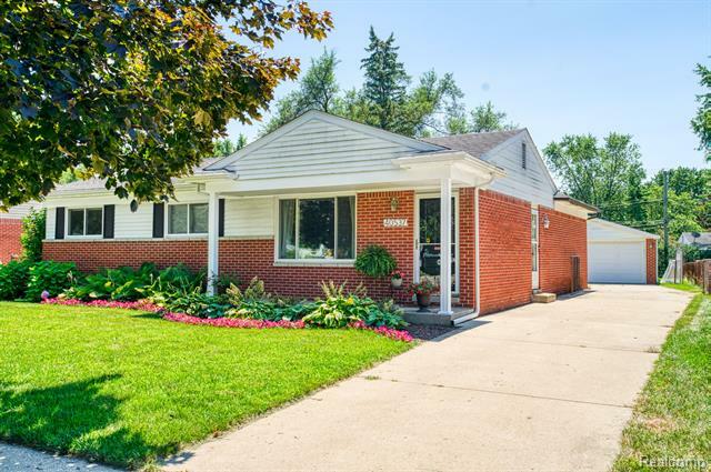 Property Photo:  40537 E Ann Arbor Trail  MI 48170 