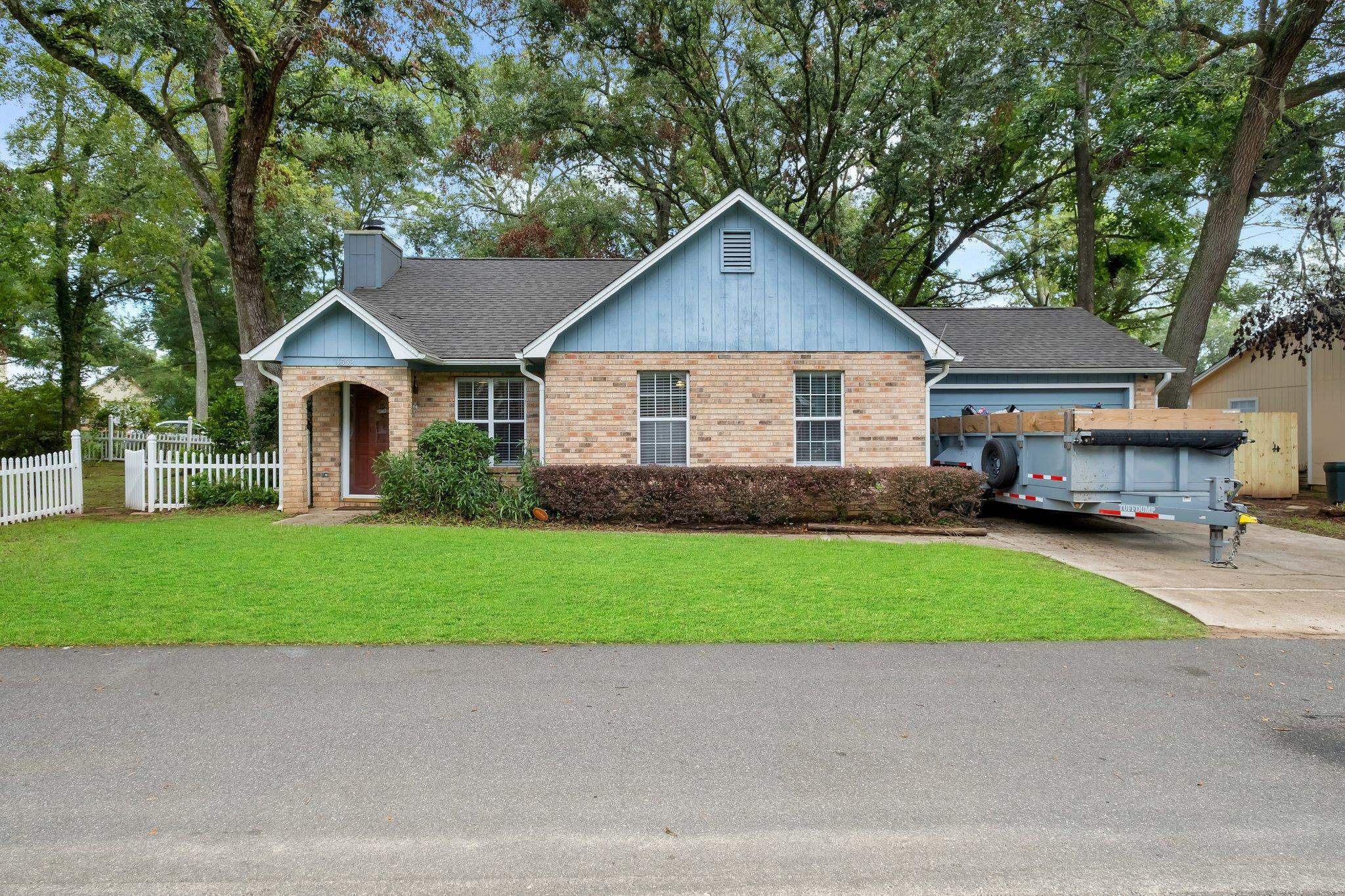 Property Photo:  1552 Cinnamon Bear Circle  FL 32311 