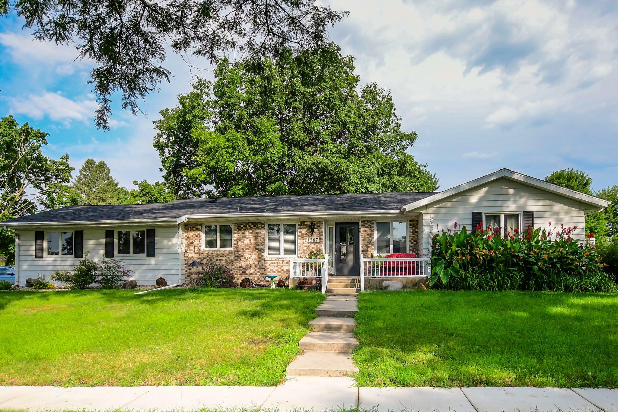 Property Photo:  1267 McKinley Drive  IA 50010 