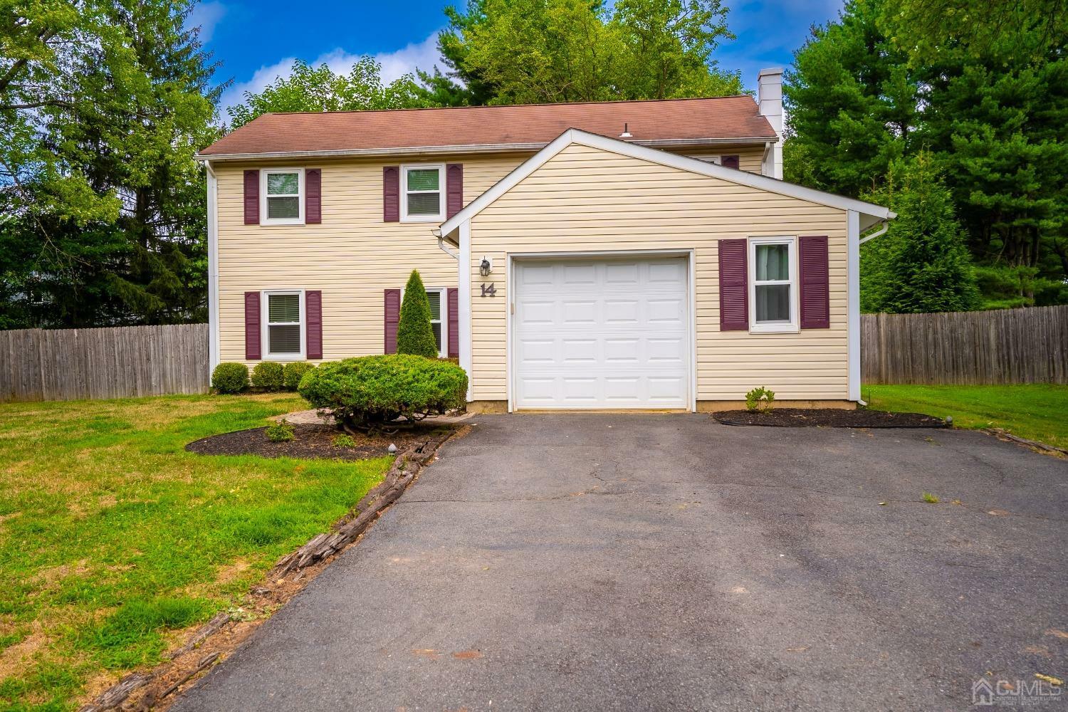 Property Photo:  14 S Linden Lane  NJ 08536 