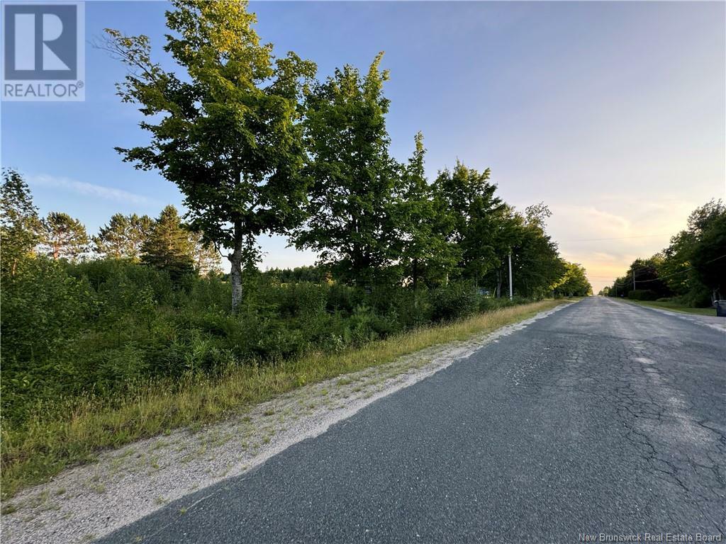 Photo de la propriété:  Lot Young Ridge Road  NB E4Y 1T3 