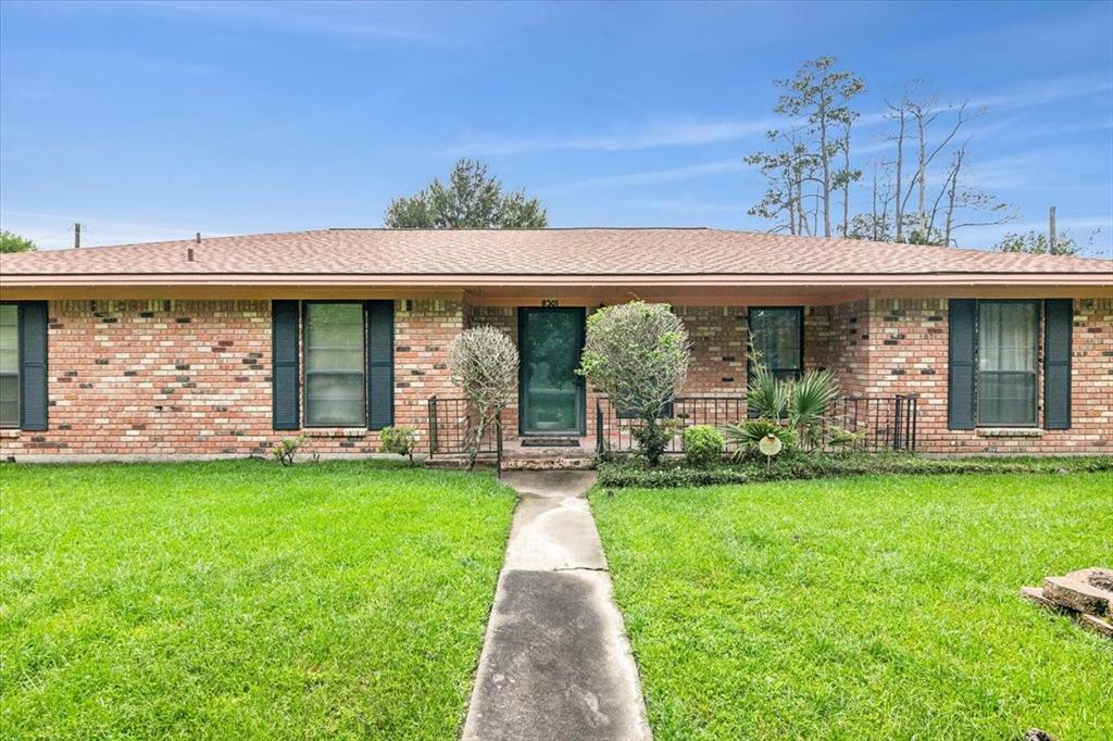 Property Photo:  8301 Chaucer Drive  TX 77632 