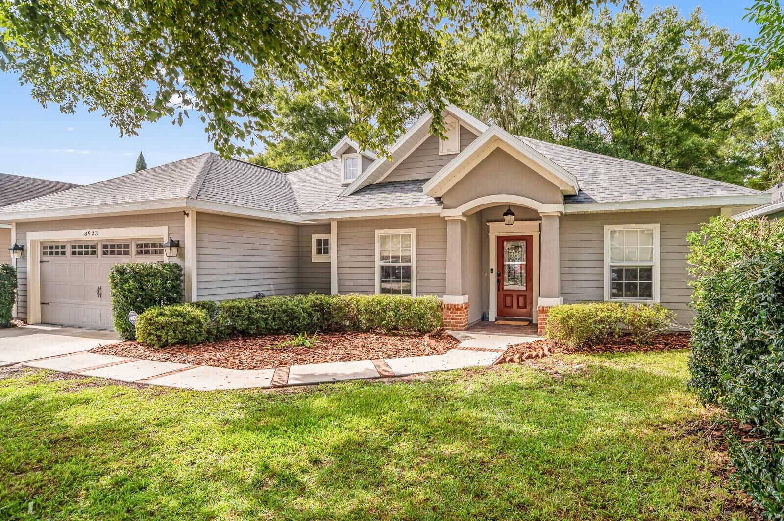 Property Photo:  8923 SW 80th Avenue  FL 32608 