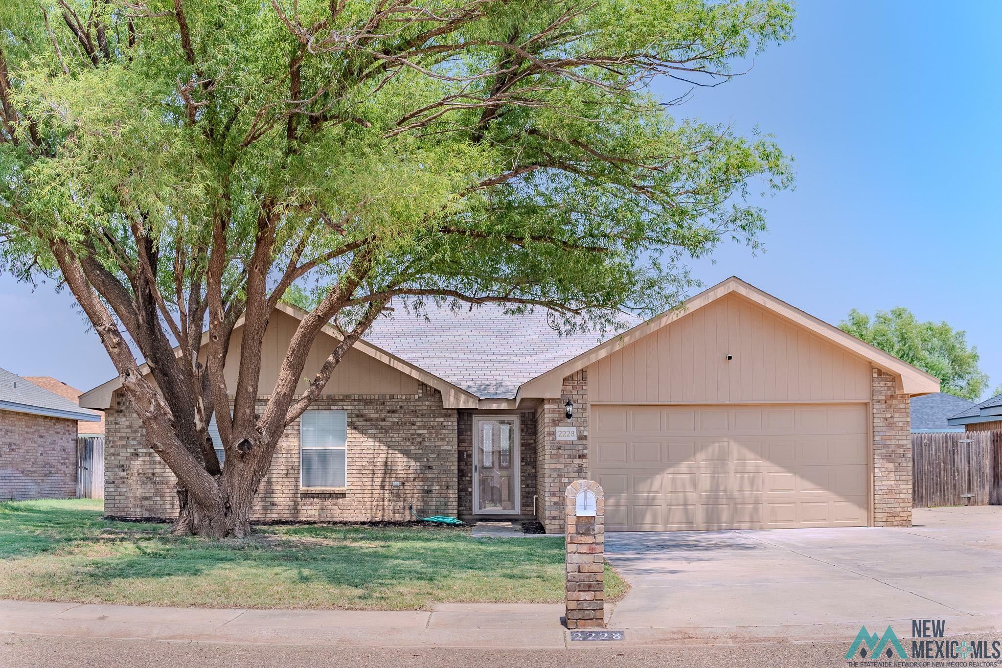 Property Photo: 2228 Country Meadows Drive NM 88101