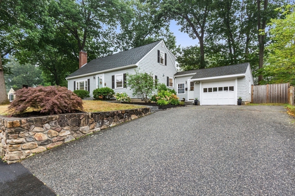 Property Photo: 263 Linden St MA 01982