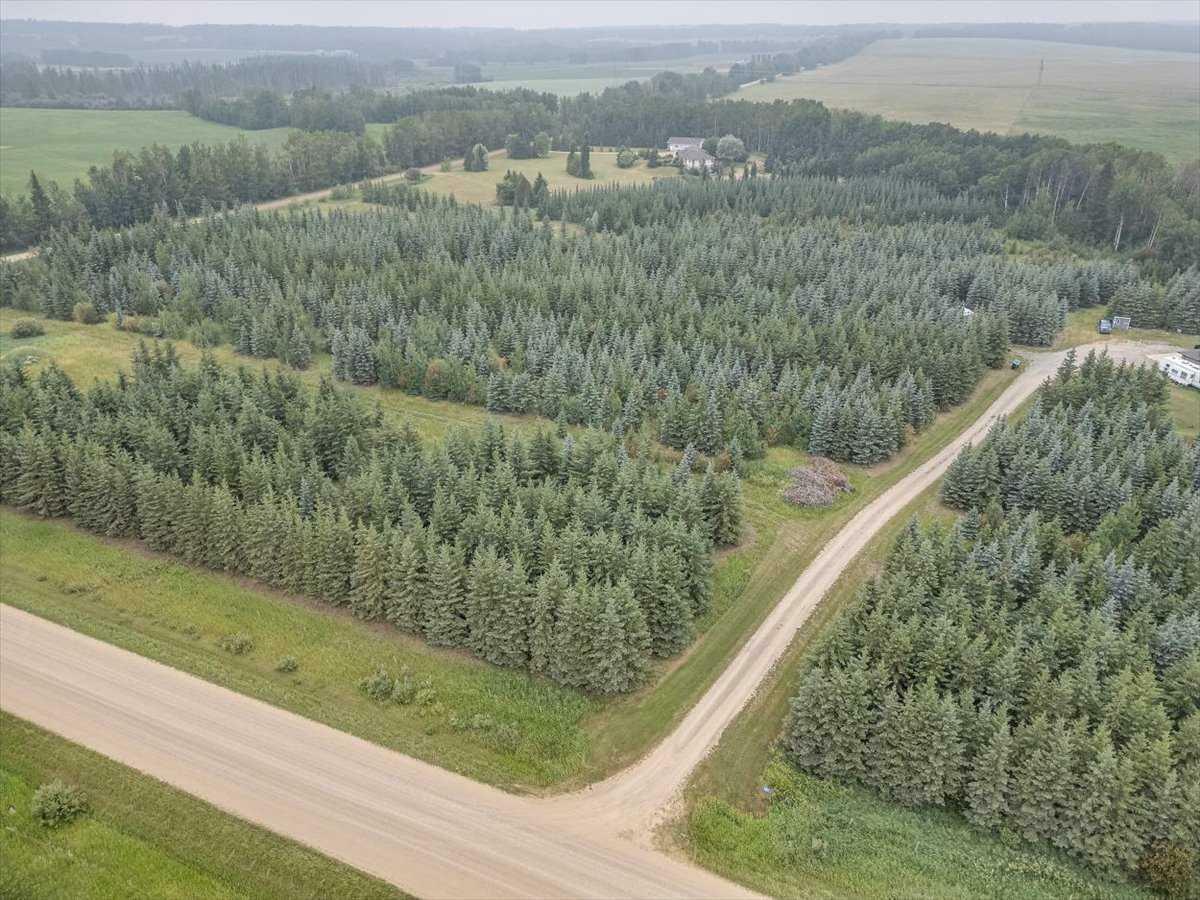 Photo de la propriété: On Range Road 33 #3 AB T0C 2J0