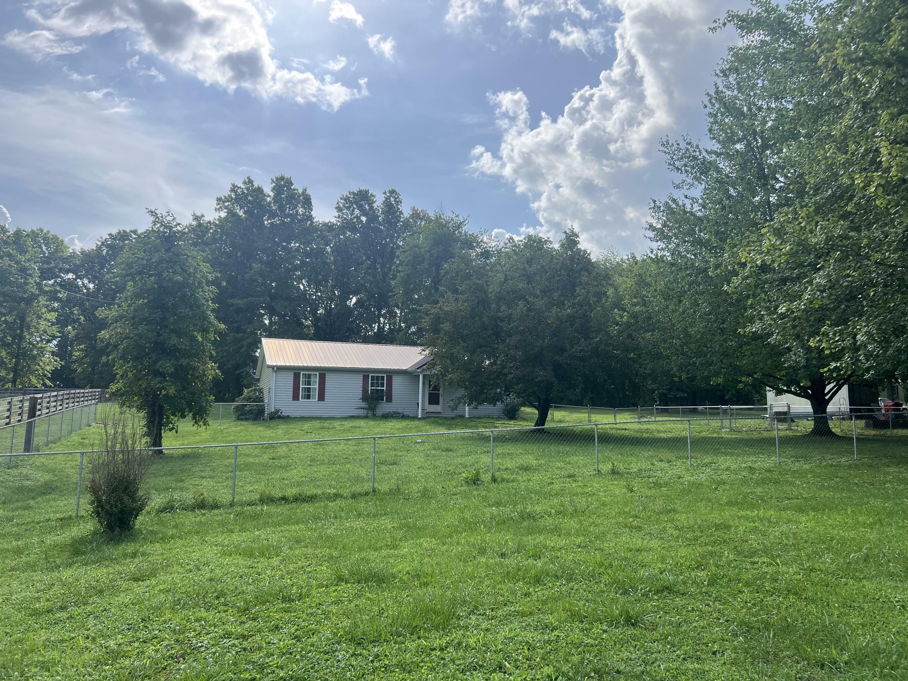 Property Photo:  236 Forest Lane  KY 40475 