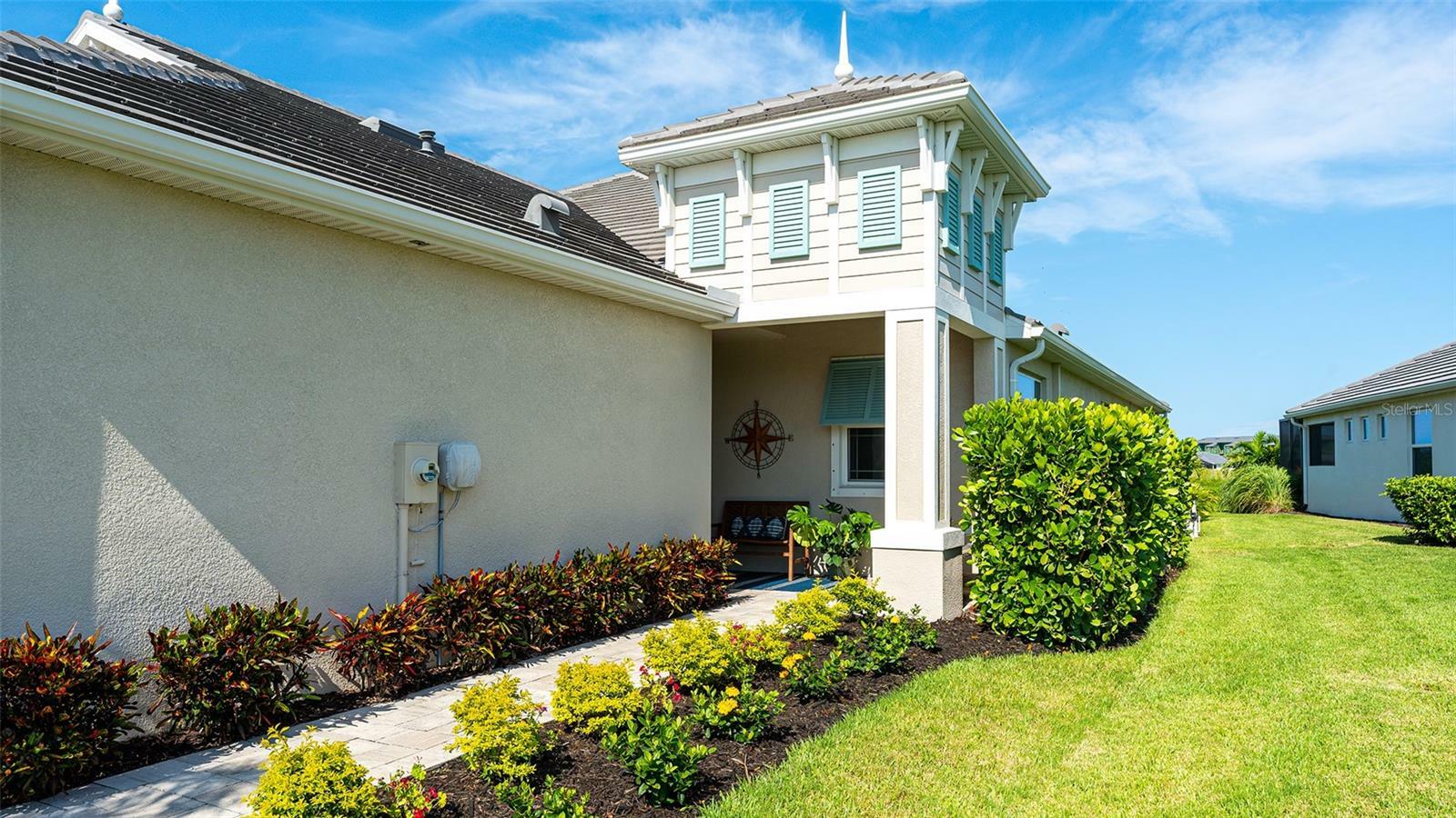 Property Photo:  206 Van Gogh Cove  FL 34212 