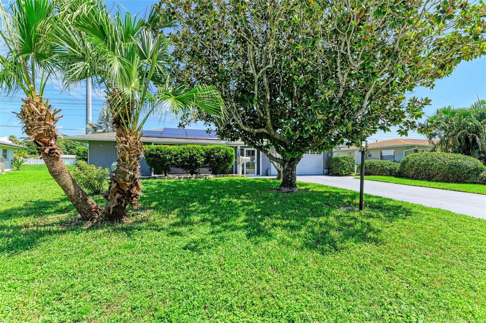 3827 Sugar Lane  Sarasota FL 34235 photo