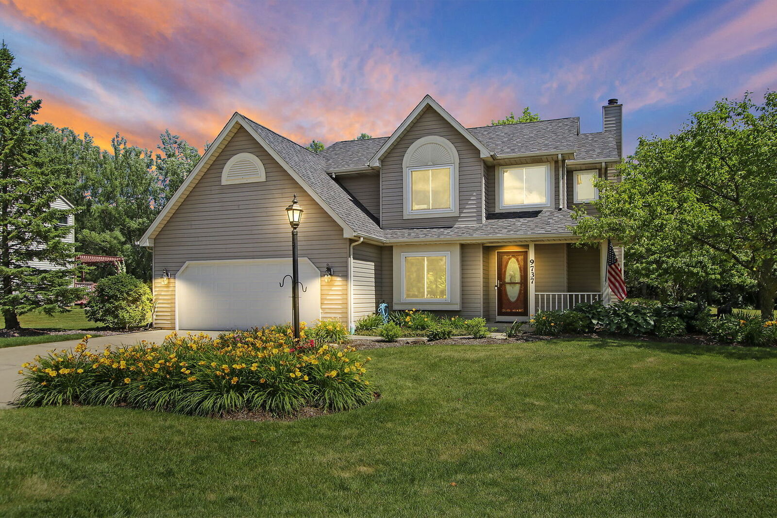 Property Photo: 9737 84th Place WI 53158