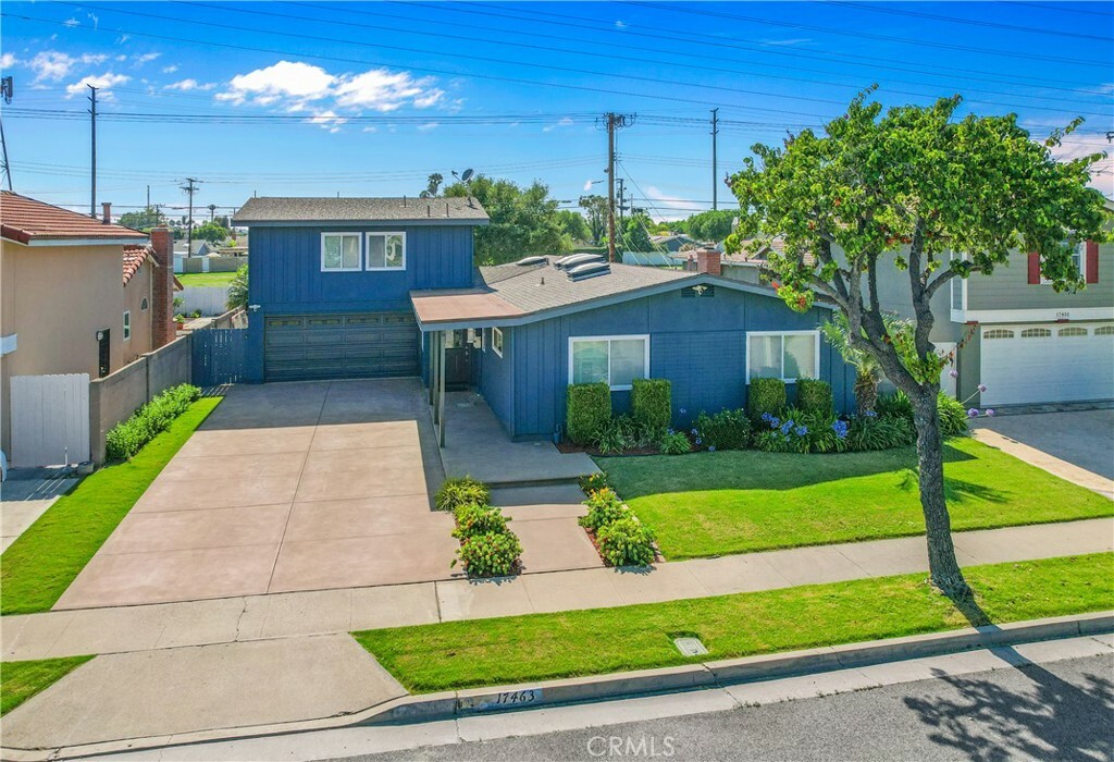 Property Photo:  17463 Santa Lucia Street  CA 92708 