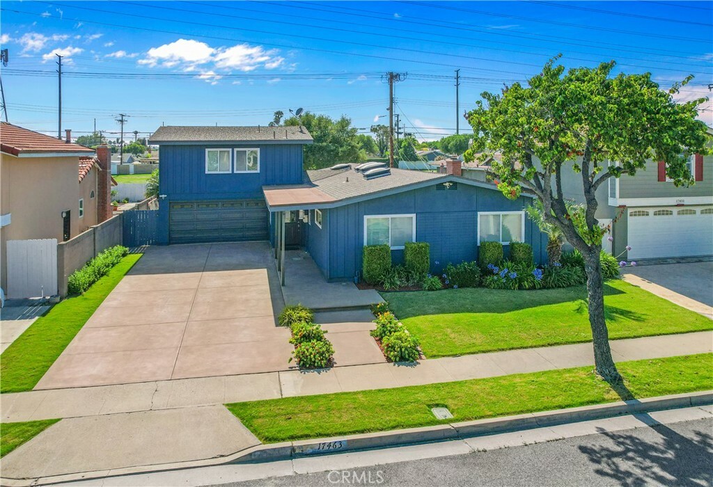 Property Photo:  17463 Santa Lucia Street  CA 92708 