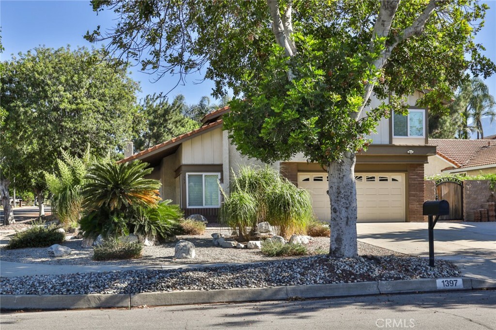 Property Photo:  1397 Coronado Street  CA 91786 