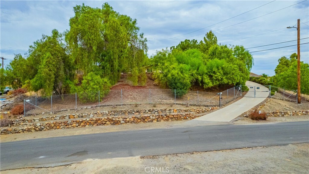 Property Photo:  28301 Hampshire Drive  CA 92587 