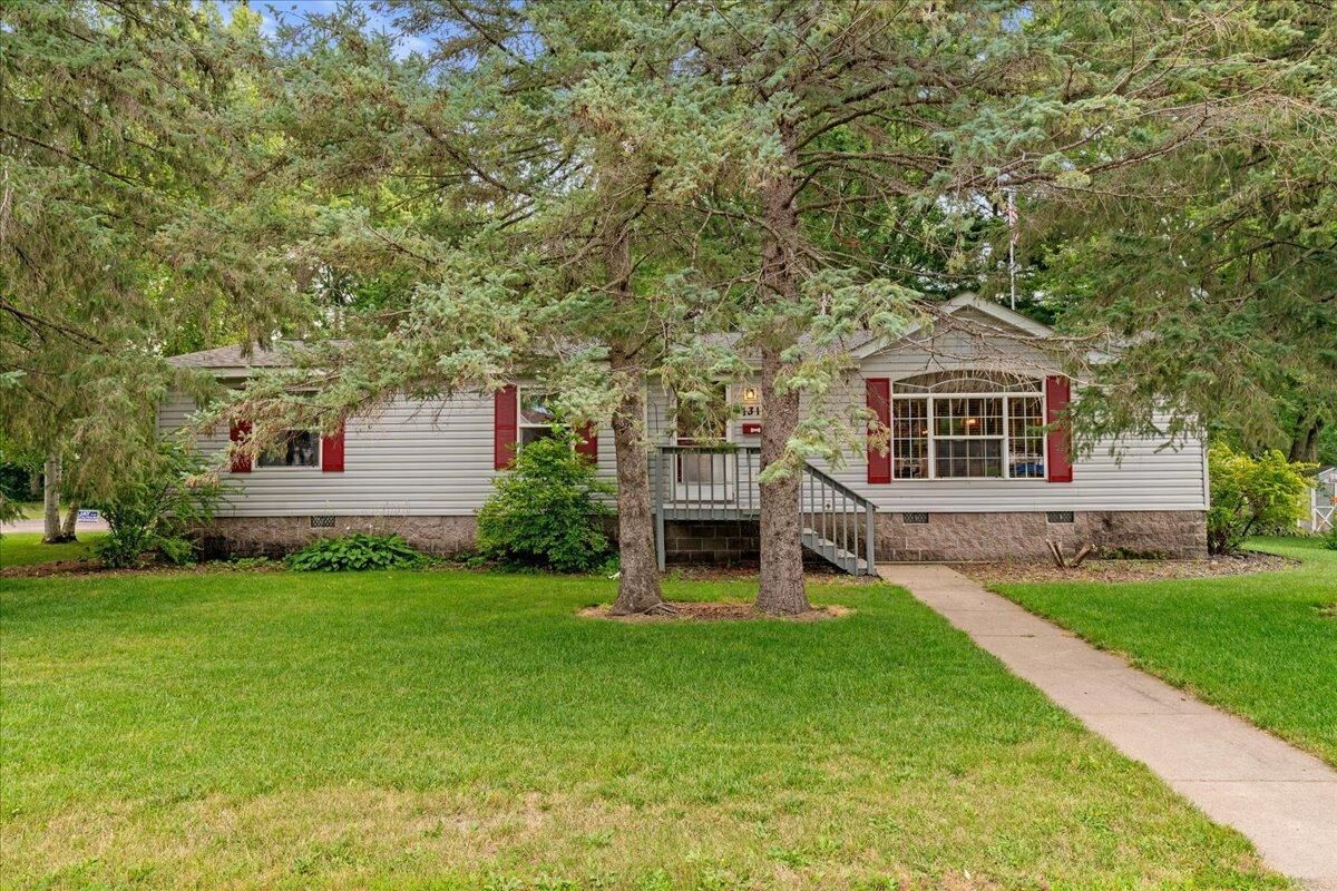 Property Photo:  131 3rd Street NW  WI 54005 