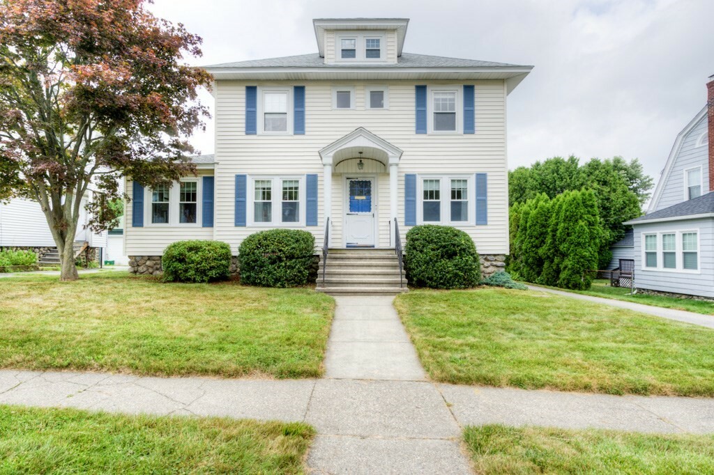 Property Photo:  5 Bellingham Rd  MA 01606 