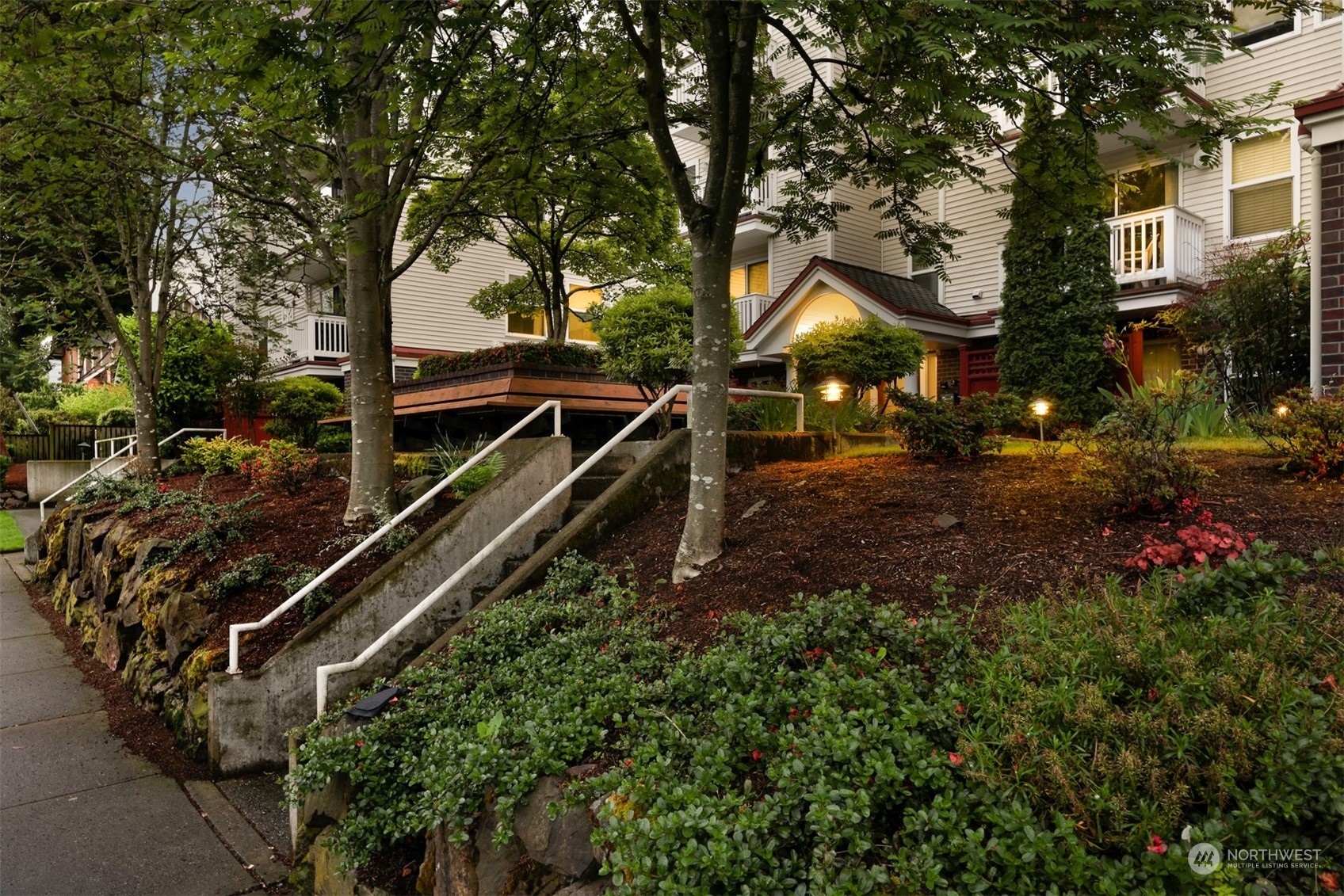 Property Photo: 411 N 90th Street 305 WA 98103
