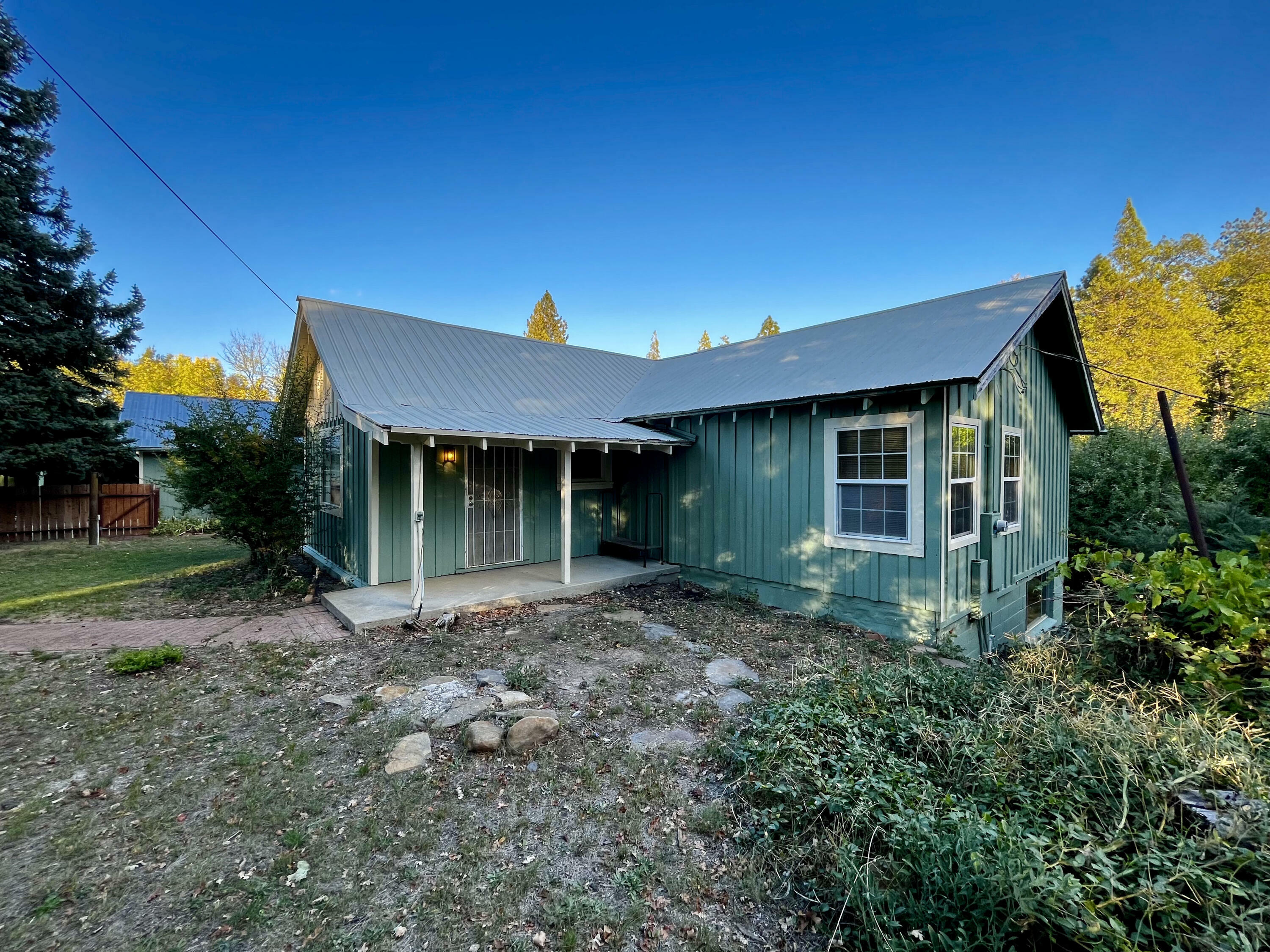 Property Photo:  29813 Ca-299  CA 96084 