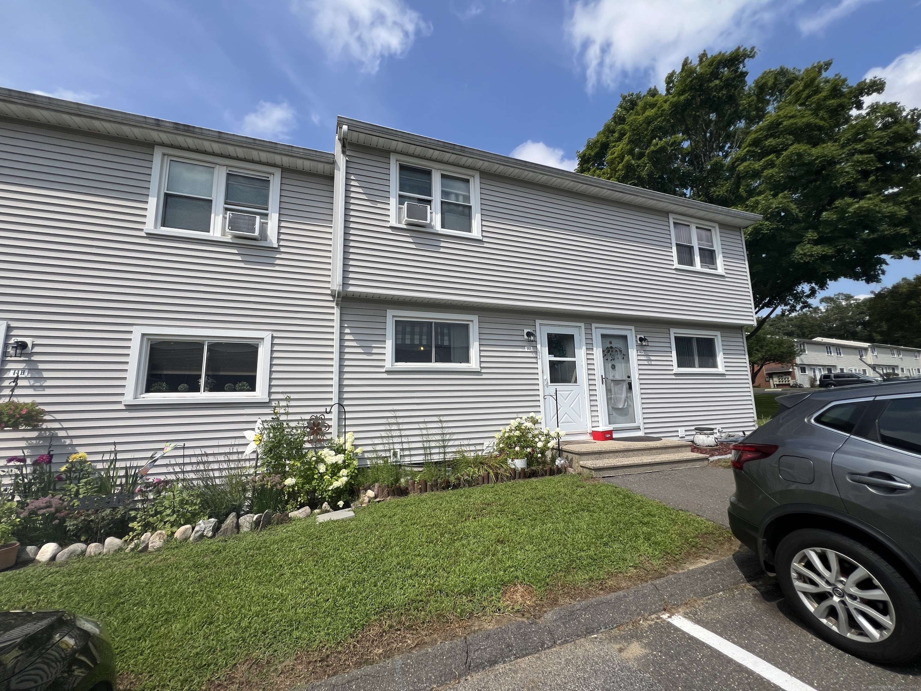 Property Photo:  1081 New Haven Road 14I  CT 06770 