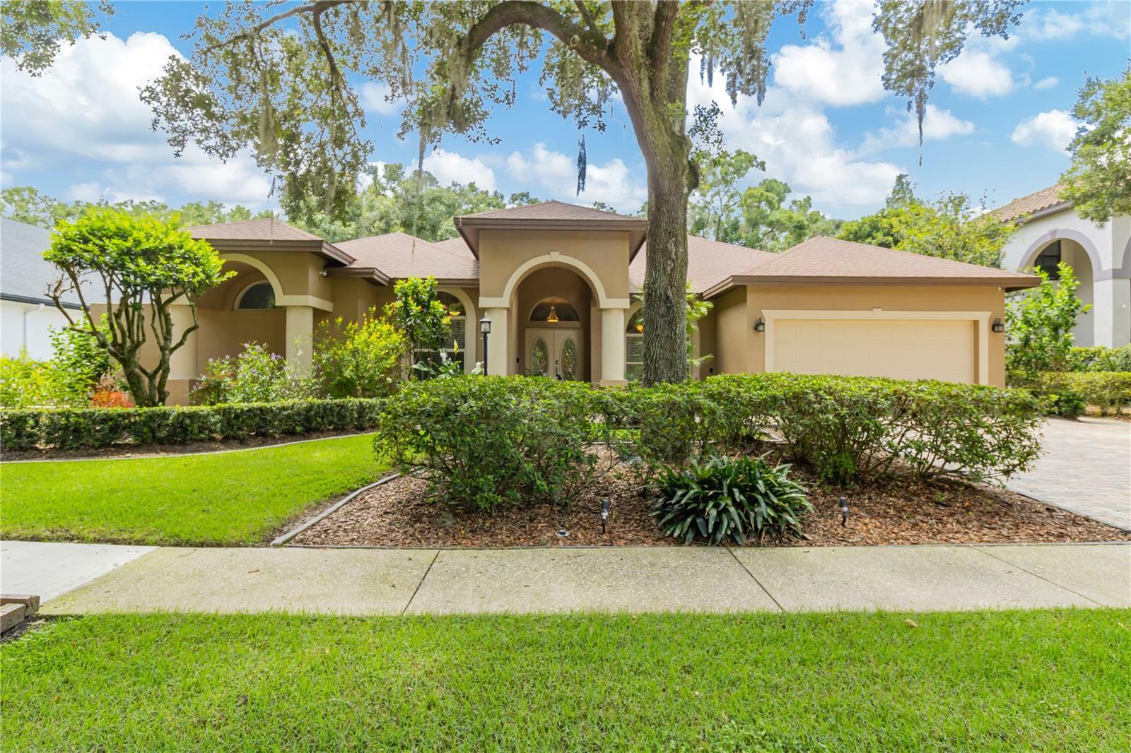 Property Photo:  7219 Wareham Drive  FL 33647 