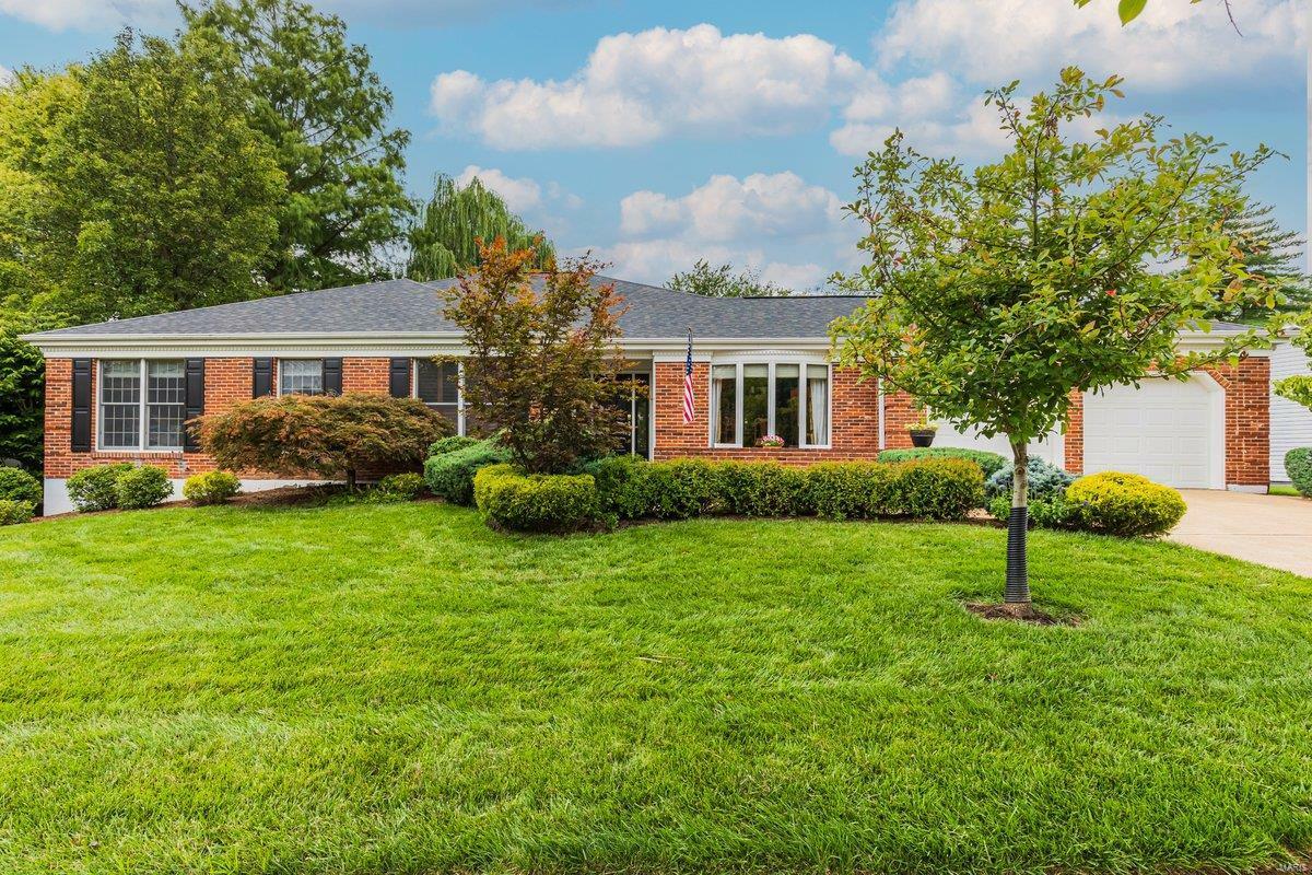 Property Photo:  413 Strawbridge Drive  MO 63017 