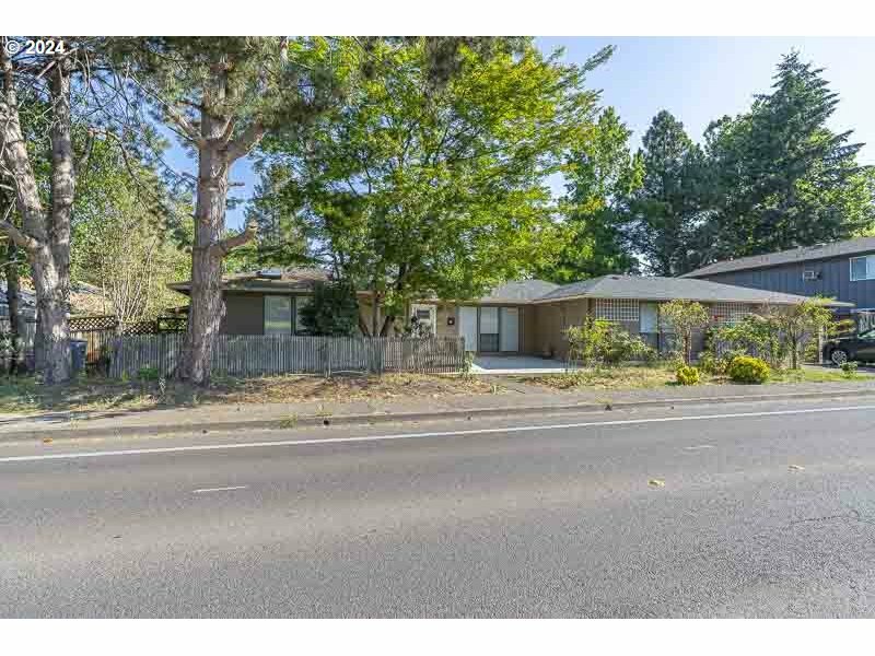 1825 NW Grant Ave  Corvallis OR 97333 photo