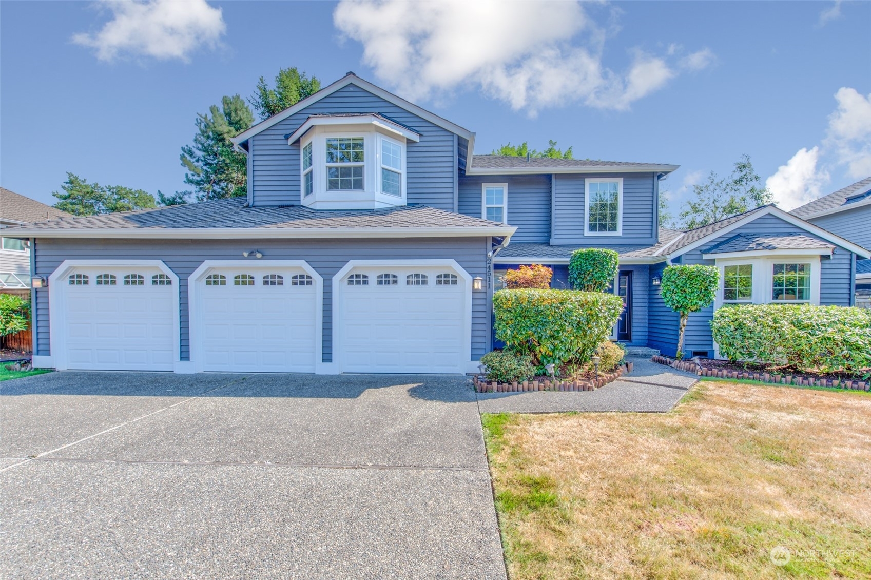 Property Photo:  24511 SE 46th Street  WA 98029 