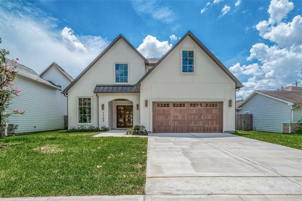 Property Photo:  1707 Hewitt Drive  TX 77018 