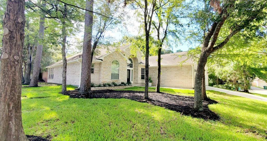 Property Photo:  3 Cairn Oaks Place  TX 77381 