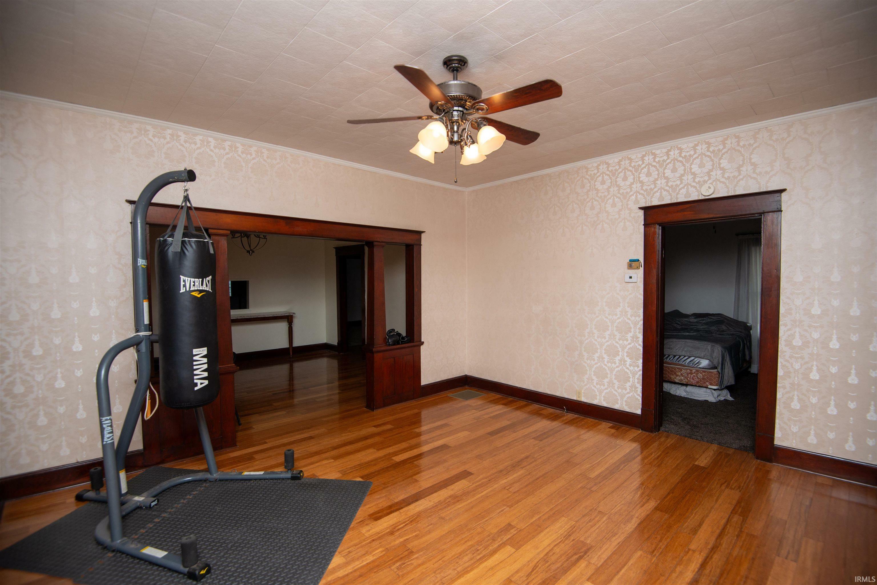 Property Photo:  823 N 8th Street  IN 47591 