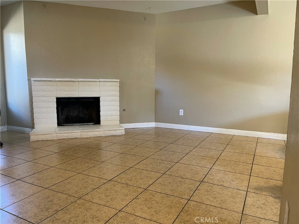 Property Photo:  167 Tiger Lane  CA 92583 