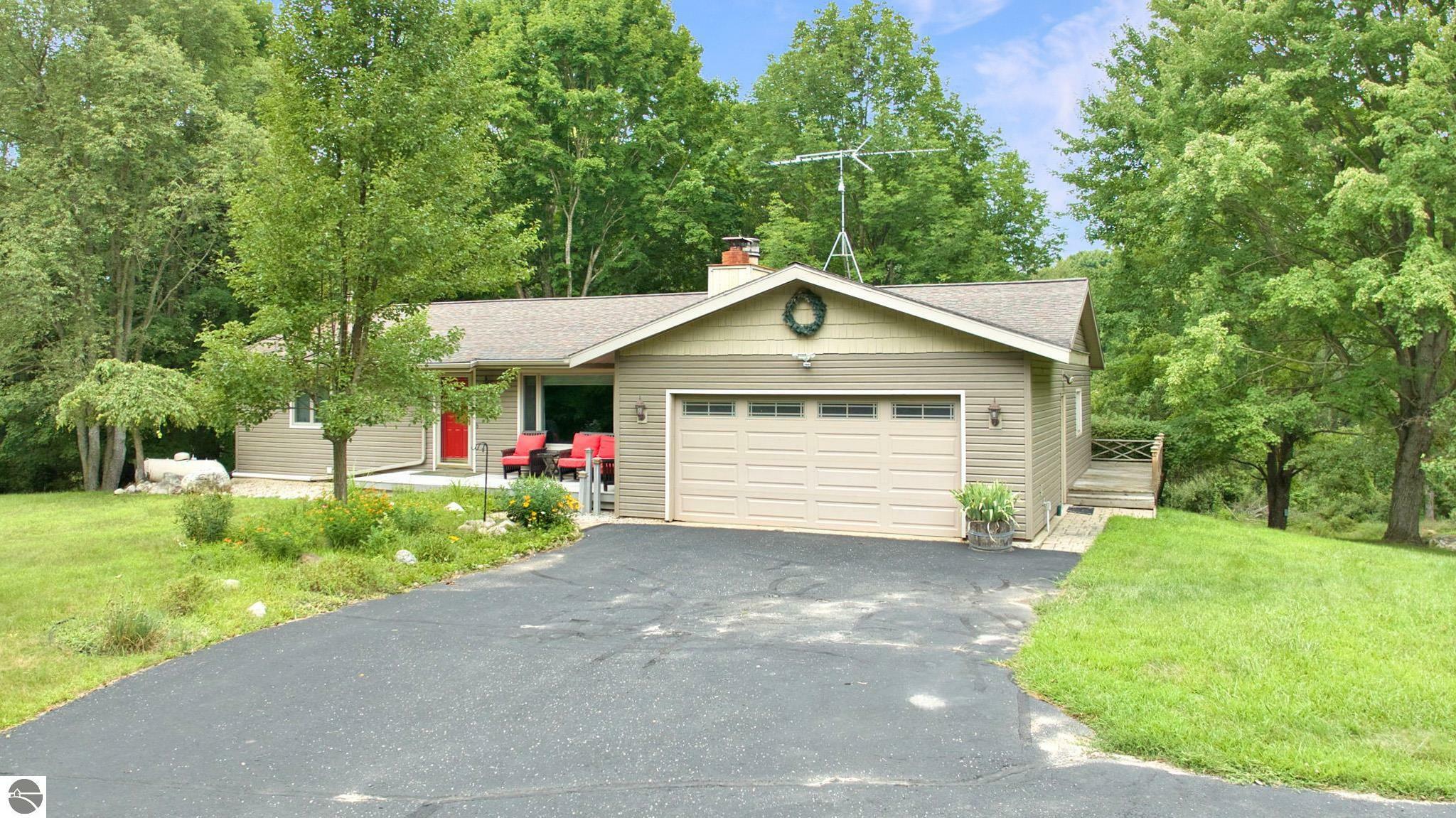 Property Photo:  2544 W Wing Road  MI 48858 