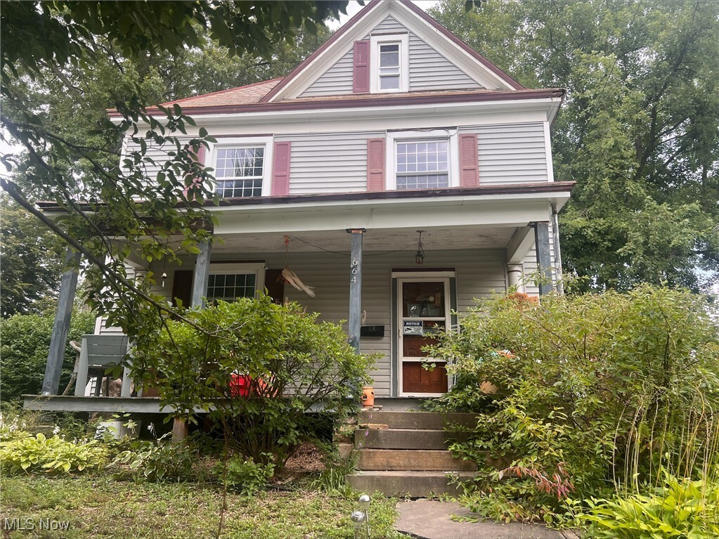 Property Photo:  664 N Ellsworth Avenue  OH 44460 