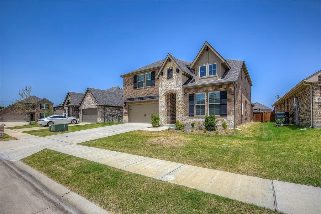 Property Photo:  1303 Wheelwright Drive  TX 75126 