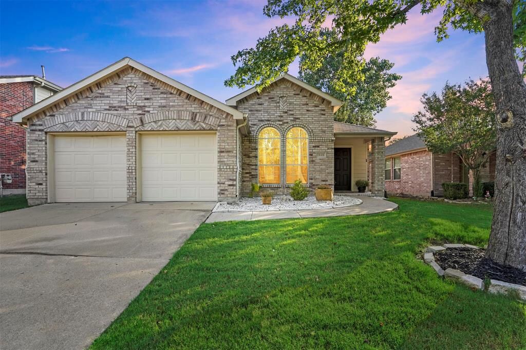 Property Photo: 349 Magnolia Drive TX 75087