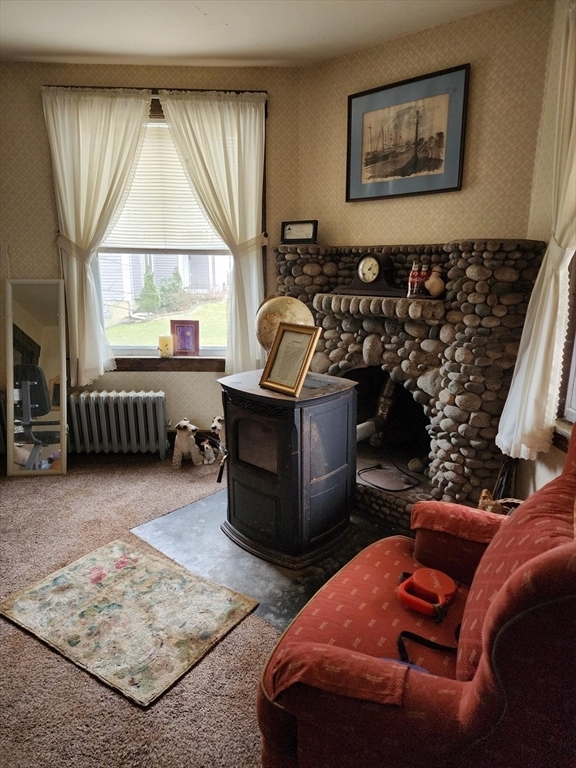 Property Photo:  7 Wesleyan St  MA 01545 