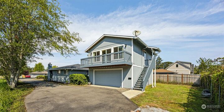 Property Photo: 715 5th St WA 98388
