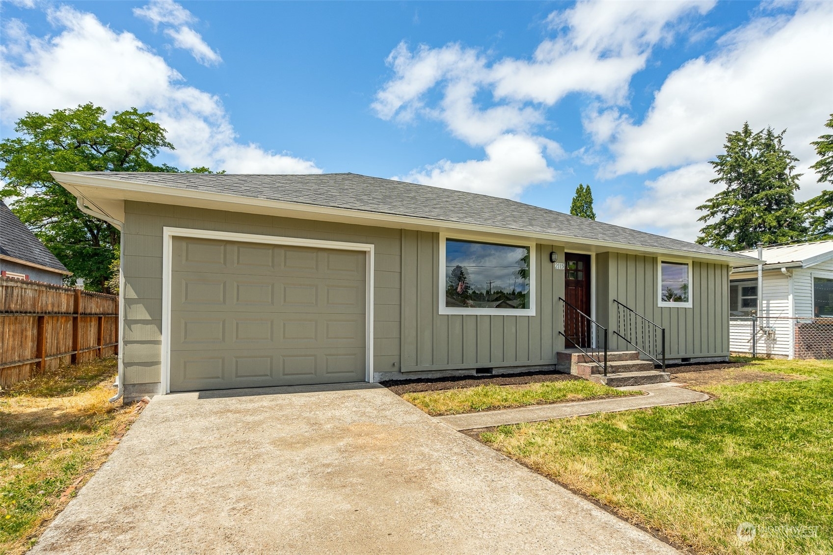 Property Photo:  2115 N Pearl Street  WA 98531 